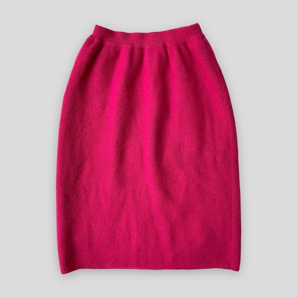 Vintage Yves Saint Laurent Hot Pink Mohair, Silk, and Wool Midi Skirt - X-Small - Picture 2 of 4